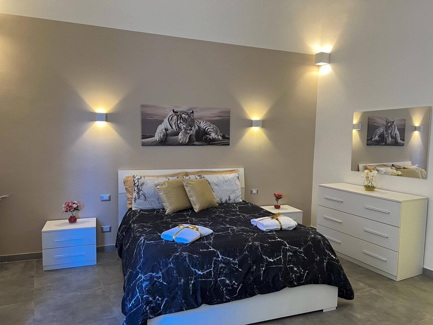 Leoscar Apartment In Catania Center Self Check-In Bagian luar foto