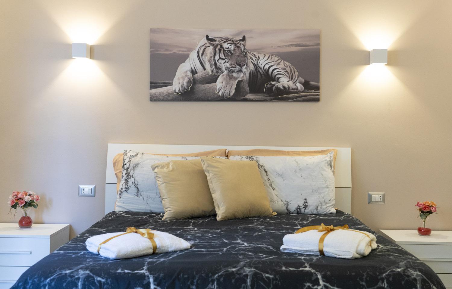 Leoscar Apartment In Catania Center Self Check-In Bagian luar foto